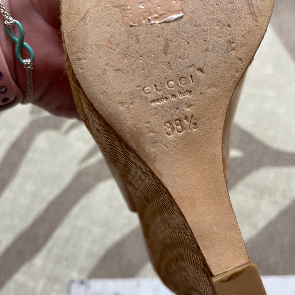 Gucci 38.5 shoes ๐* - Picture 3 of 10